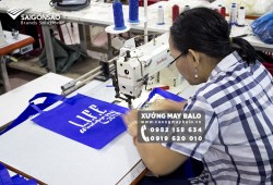 Đặt may balo đeo chéo phong cách độc đáo tại Sài Gòn Sao