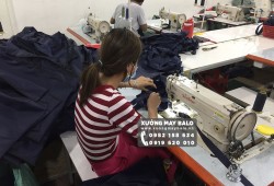 May balo túi xách quà tặng cho trung tâm ngoại ngữ