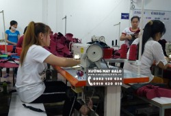 Xưởng may túi xách theo yêu cầu mang lại lợi ích gì cho khách hàng