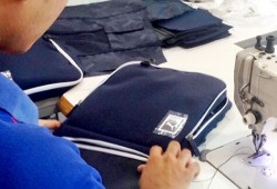 Kinh nghiệm chọn công ty sản xuất túi xách, balo uy tín tại TPHCM
