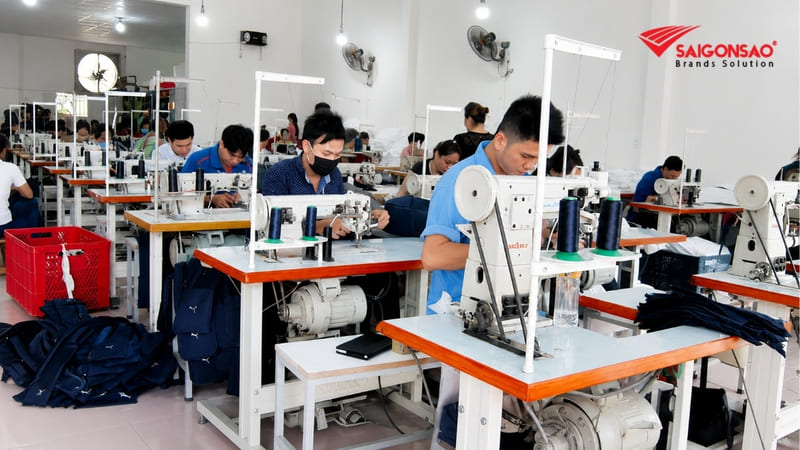 Nhu cầu may balo du lịch theo yêu cầu đang tăng đều theo từng năm