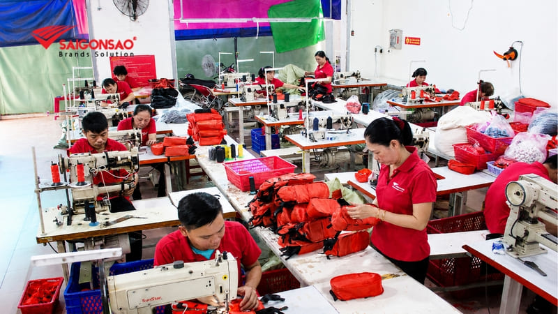 Quy trình sản xuất túi giữ nhiệt chuyên nghiệp tại xưởng may Sài Gòn Sao