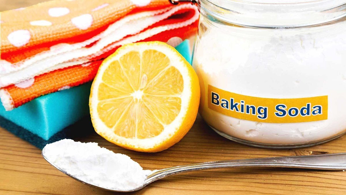 Xử lý vết bẩn trên balo bằng baking soda Xử lý vết dầu mỡ và vết ố vàng trên balo bằng baking soda