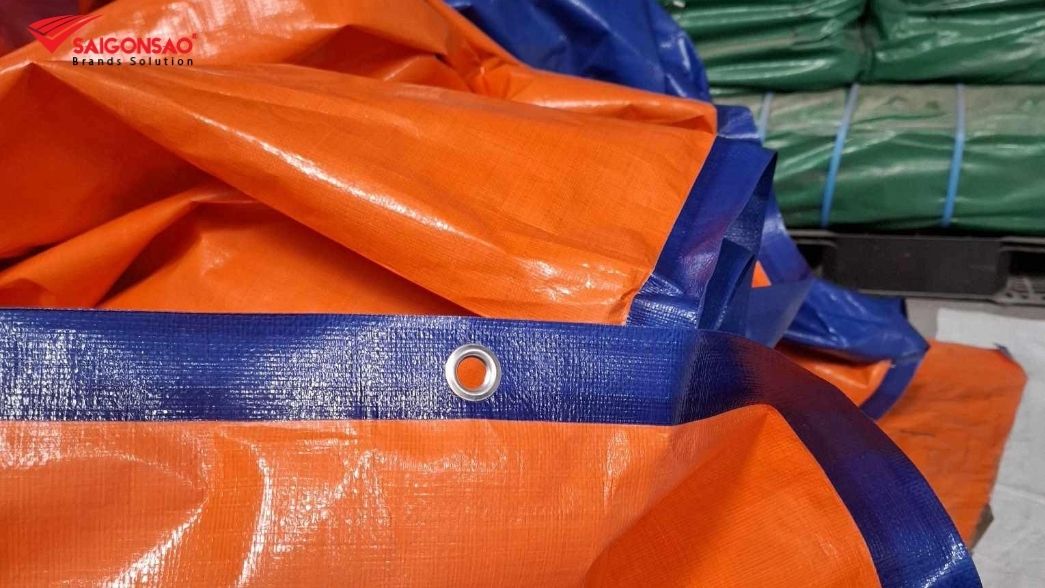 Bạt PE dệt từ sợi polyethylene mật độ cao Bạt PE dệt từ sợi polyethylene mật độ cao