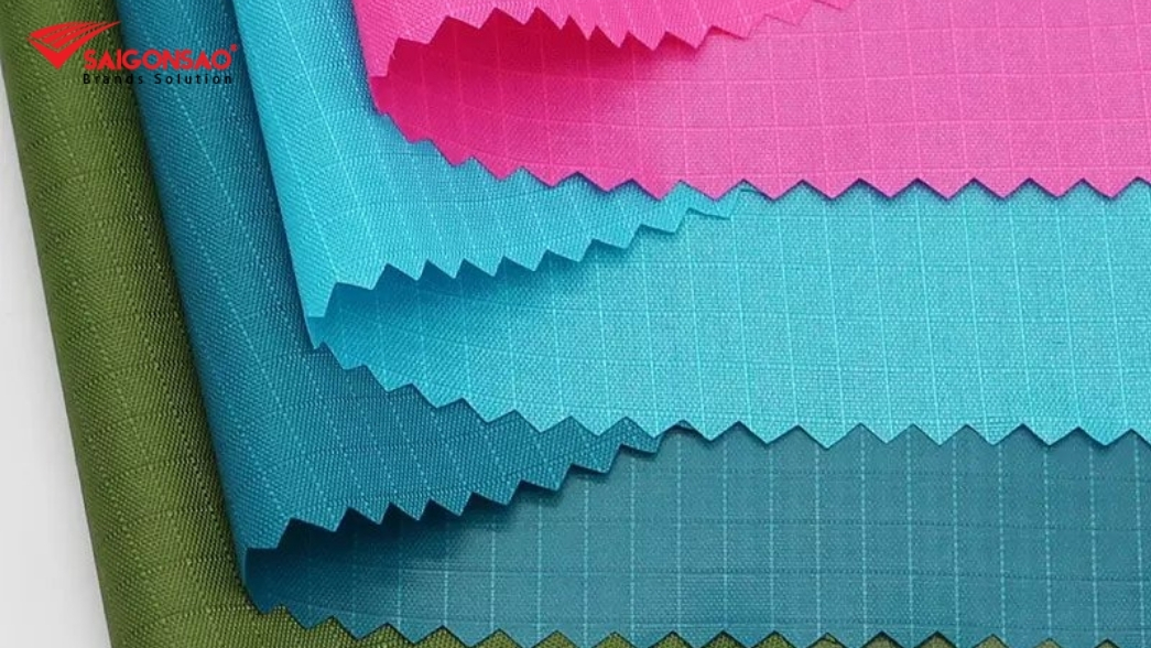 Vải ripstop polyester - Loại ripstop dệt từ sợi polyester (PET) Vải ripstop polyester – loại ripstop dệt từ sợi polyester (PET)